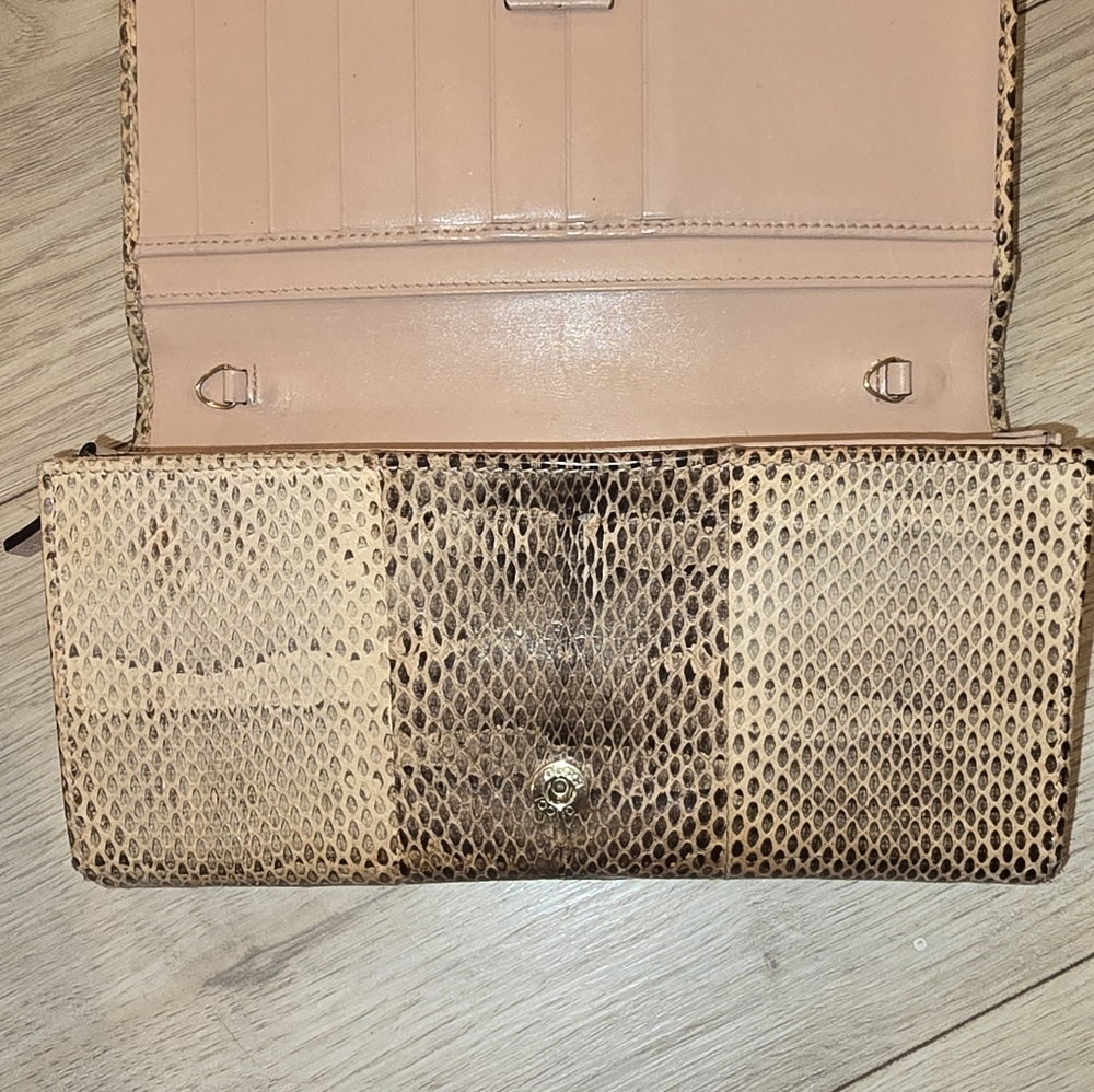 Elegant Tan Snake Print Women's Wallet